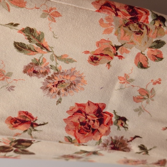 Tuckernuck Romantic Floral Full Length Florence Pants - Picture 6 of 13